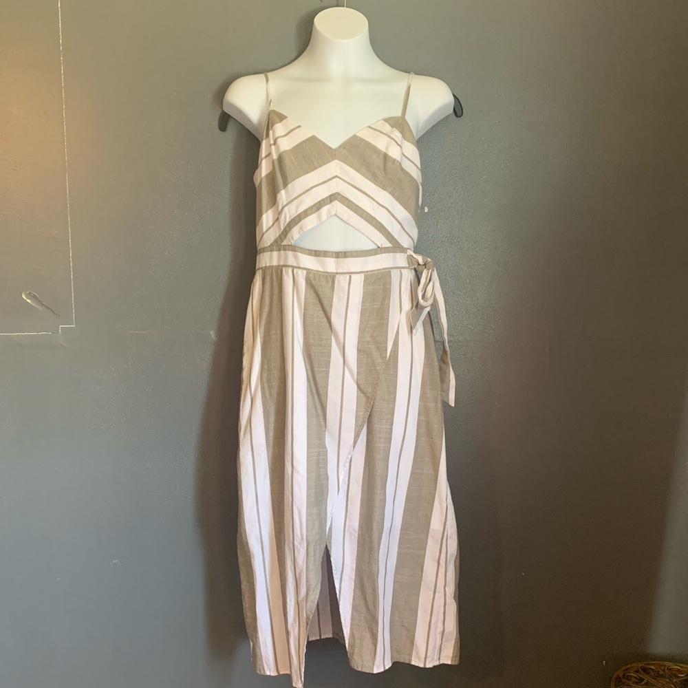 Express Cut-Out Wrap Midi Dress